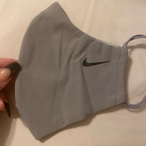 Nike mask ✔️